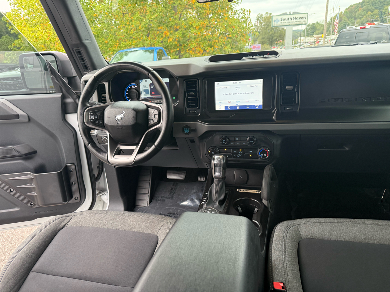 Ford Bronco Black Diamond 4 Door 4x4 2021 Ford Bronco Black Diamond 4 Door 4x4 2021