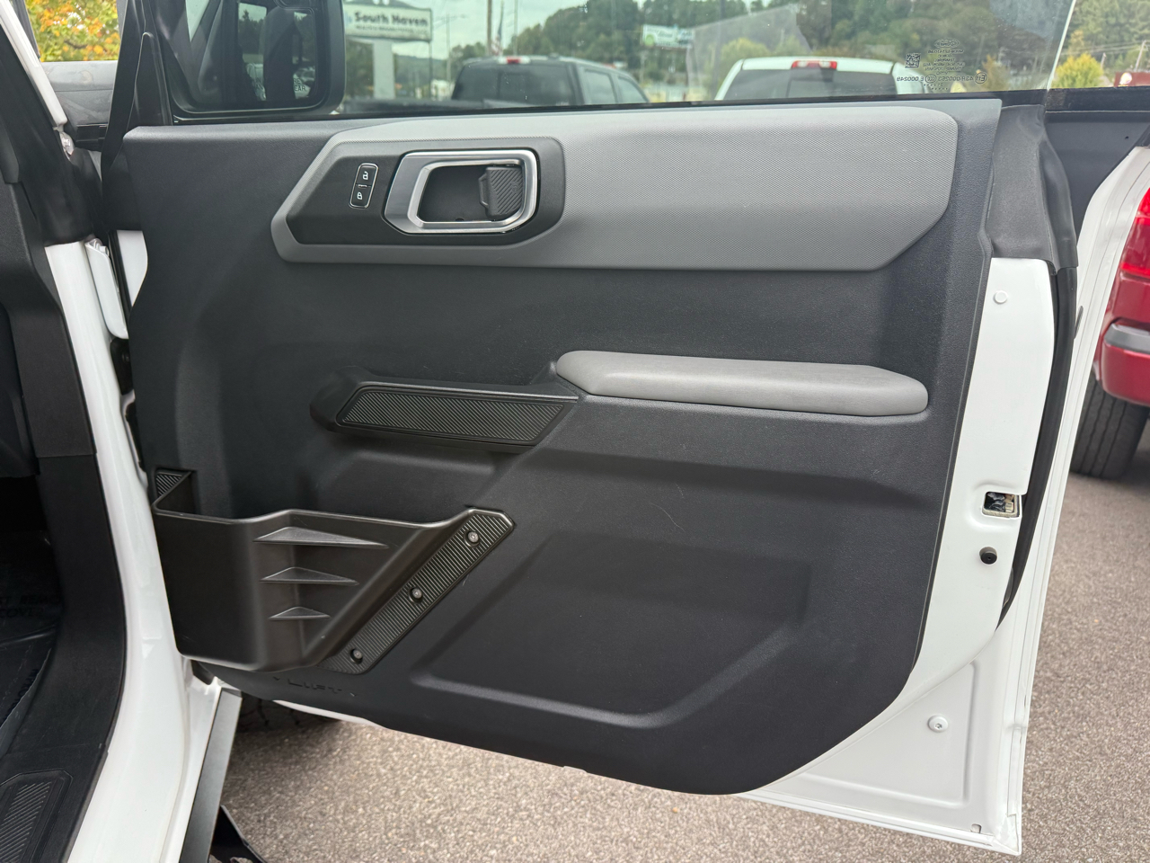 Ford Bronco Black Diamond 4 Door 4x4 2021 Ford Bronco Black Diamond 4 Door 4x4 2021