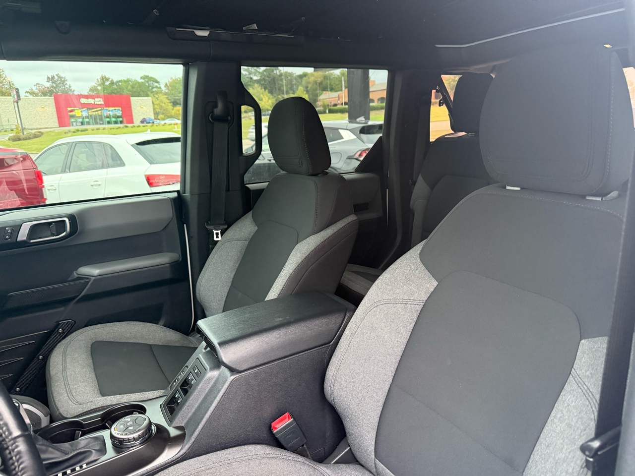 Ford Bronco Black Diamond 4 Door 4x4 2021 Ford Bronco Black Diamond 4 Door 4x4 2021