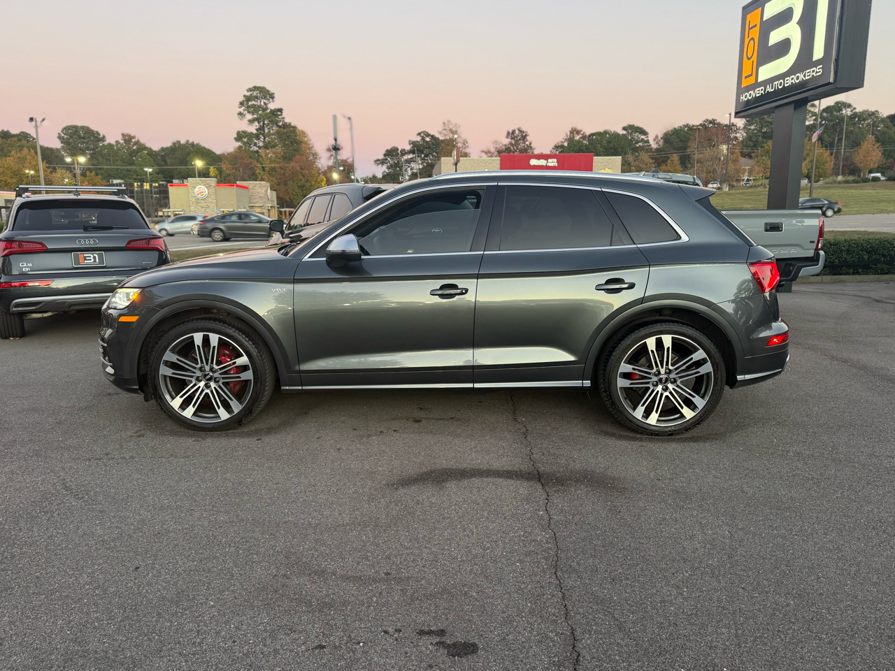 2018 Audi SQ5 Prestige photo 2