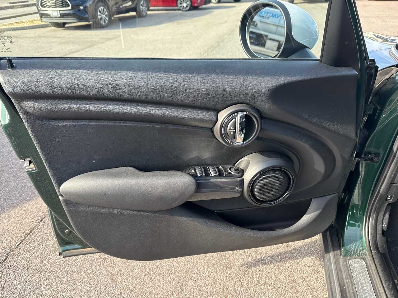 MINI Cooper Hardtop 4 Door 4dr HB 2016