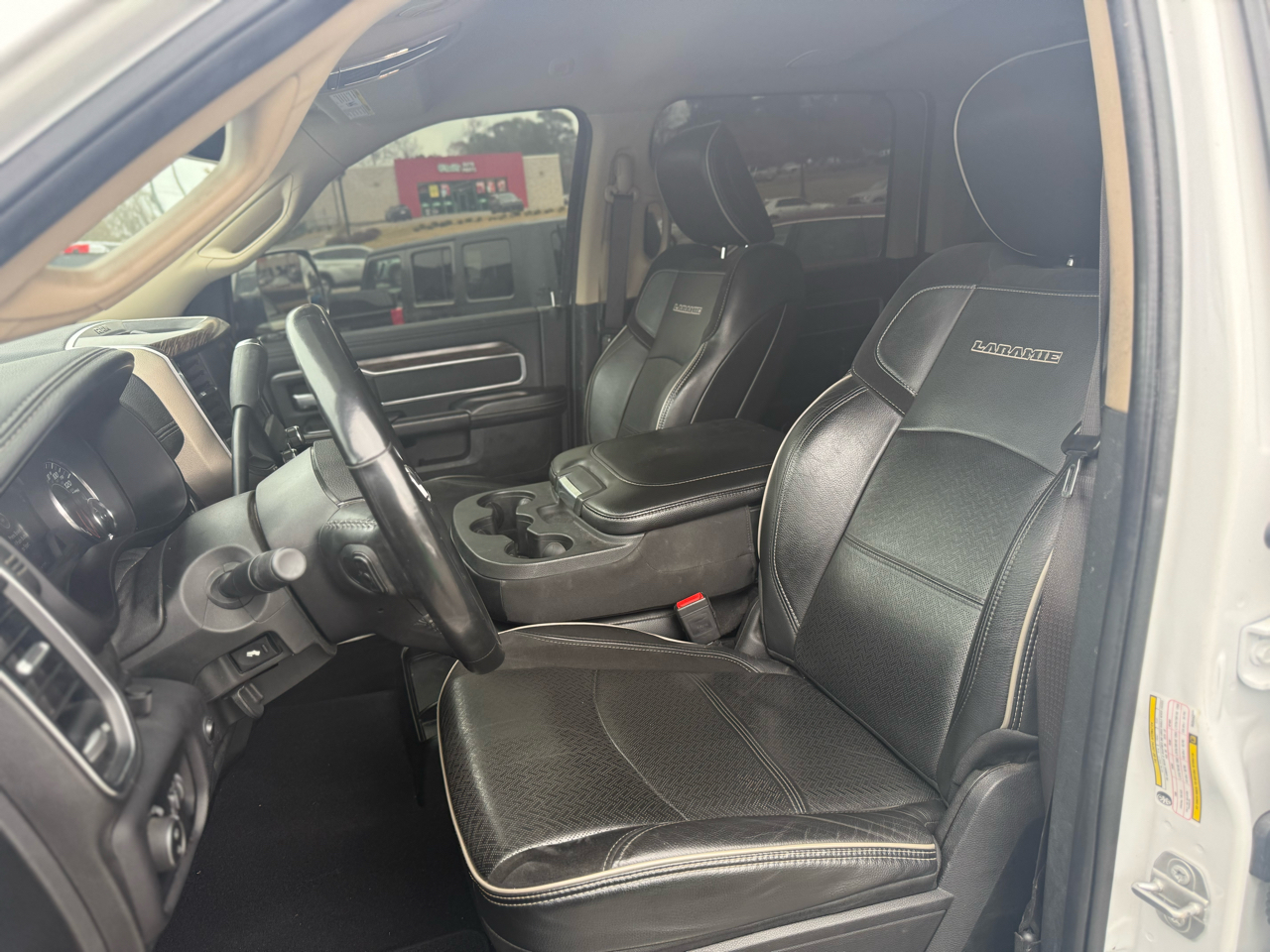 RAM 2500 Laramie 4x4 Crew Cab 6'4" Box 2021