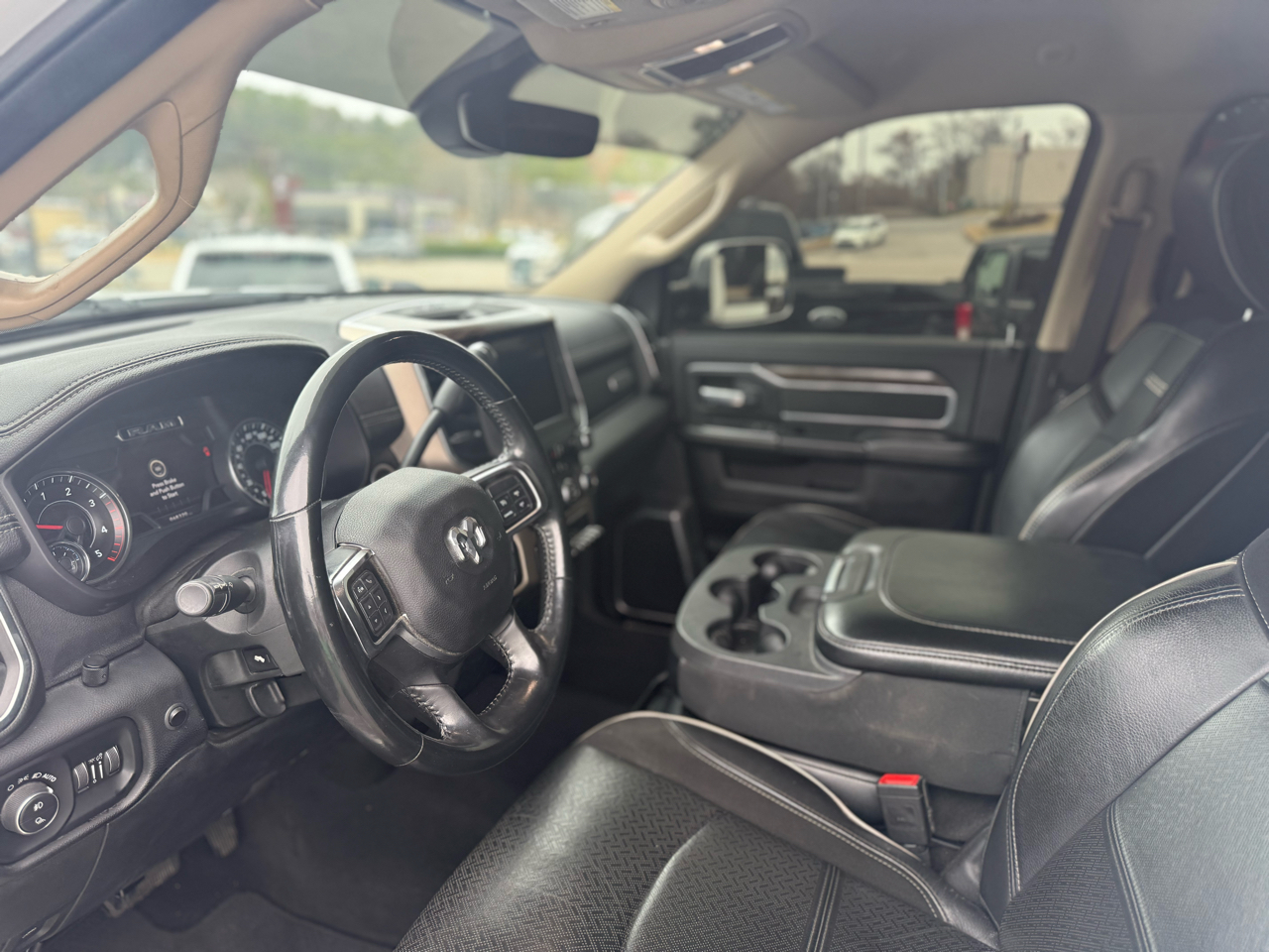 RAM 2500 Laramie 4x4 Crew Cab 6'4" Box 2021