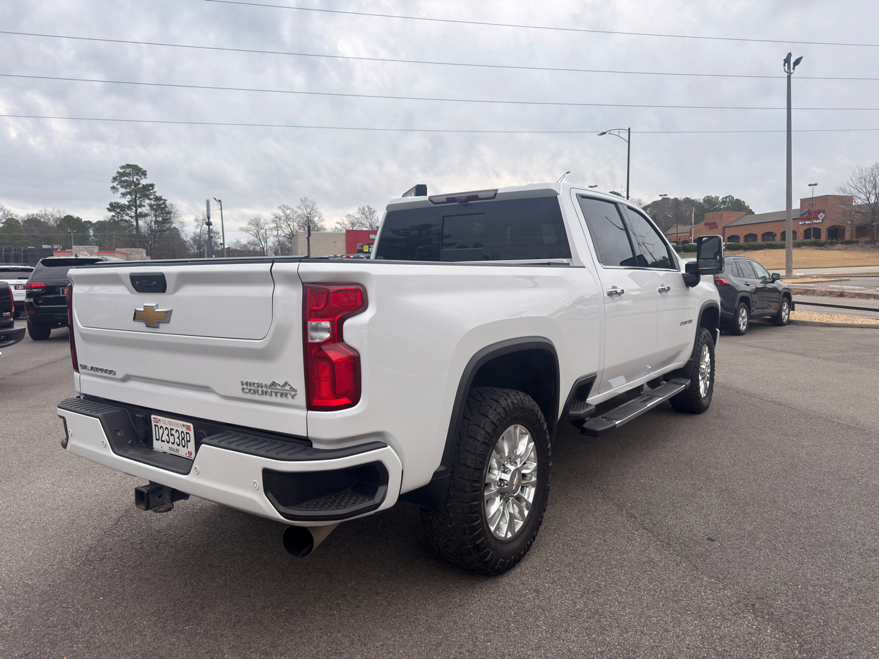 Chevrolet Silverado 2500HD 4WD Crew Cab 159" High Country 2023