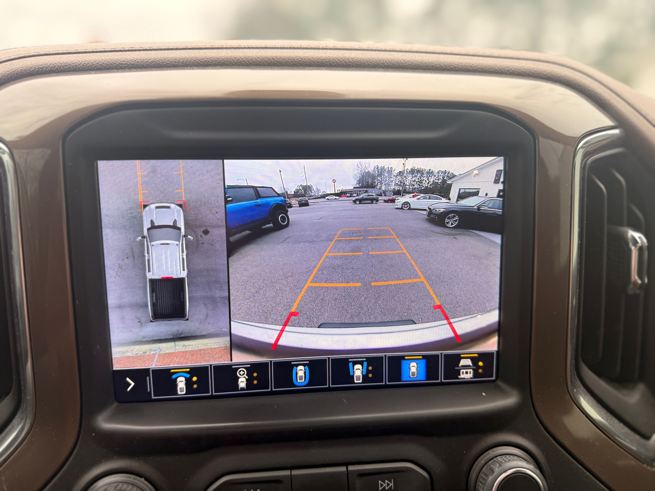 Chevrolet Silverado 2500HD 4WD Crew Cab 159" High Country 2023