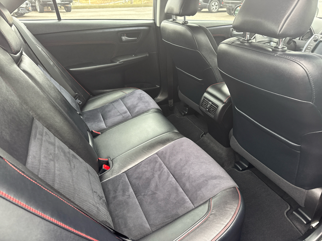 Toyota Camry 4dr Sdn V6 Auto XSE (Natl) 2015