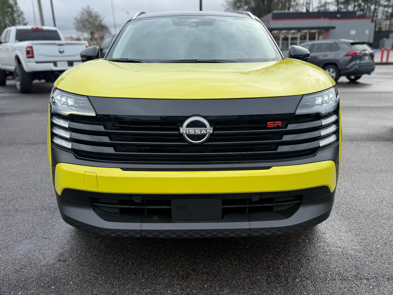 Nissan Kicks SR FWD 2025