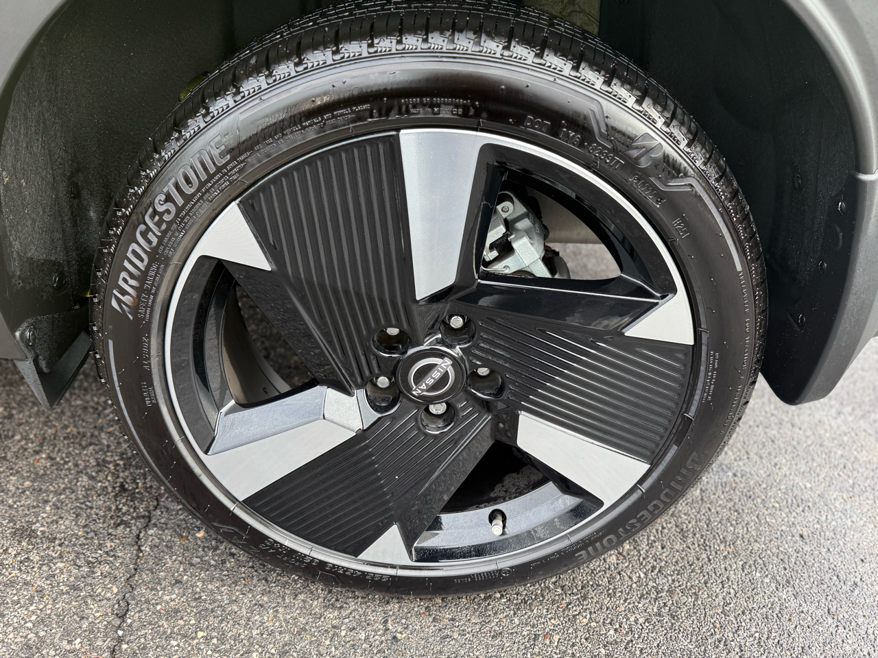 Nissan Kicks SR FWD 2025