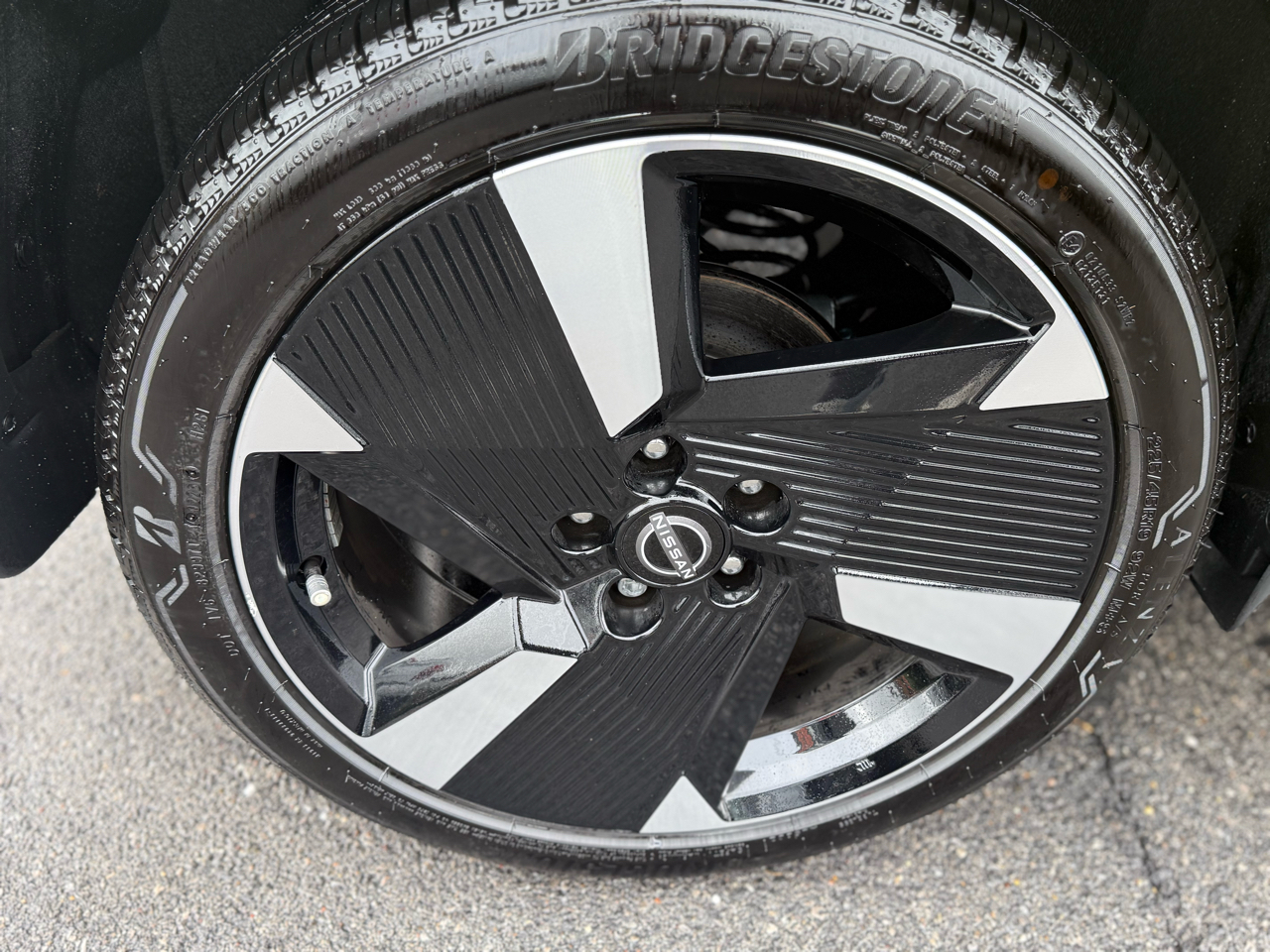 Nissan Kicks SR FWD 2025