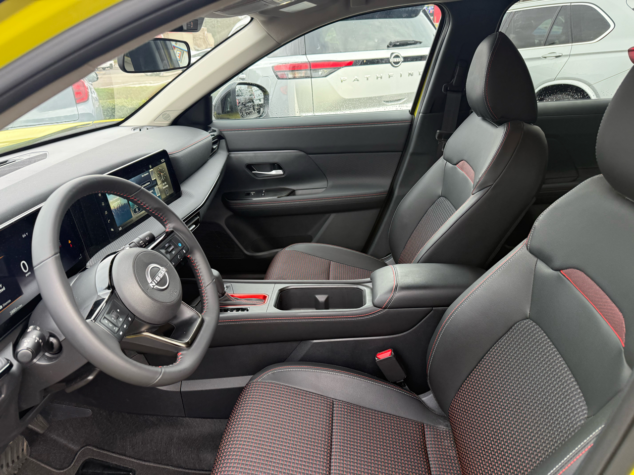 Nissan Kicks SR FWD 2025