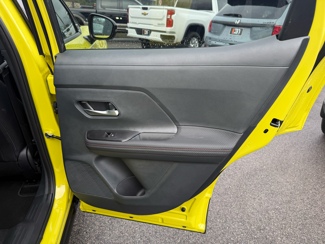 Nissan Kicks SR FWD 2025