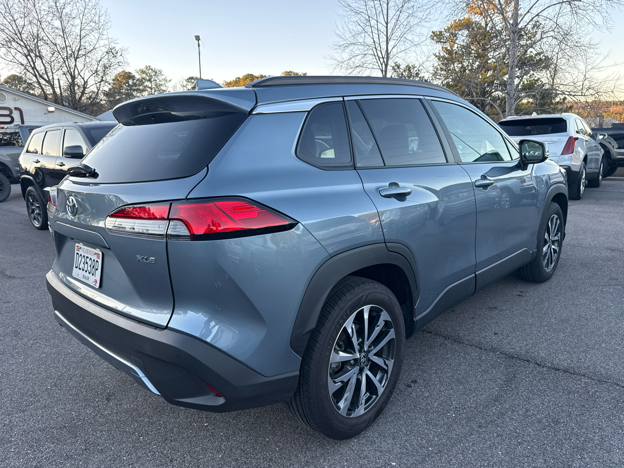 Toyota Corolla Cross XLE 2WD (Natl) 2023