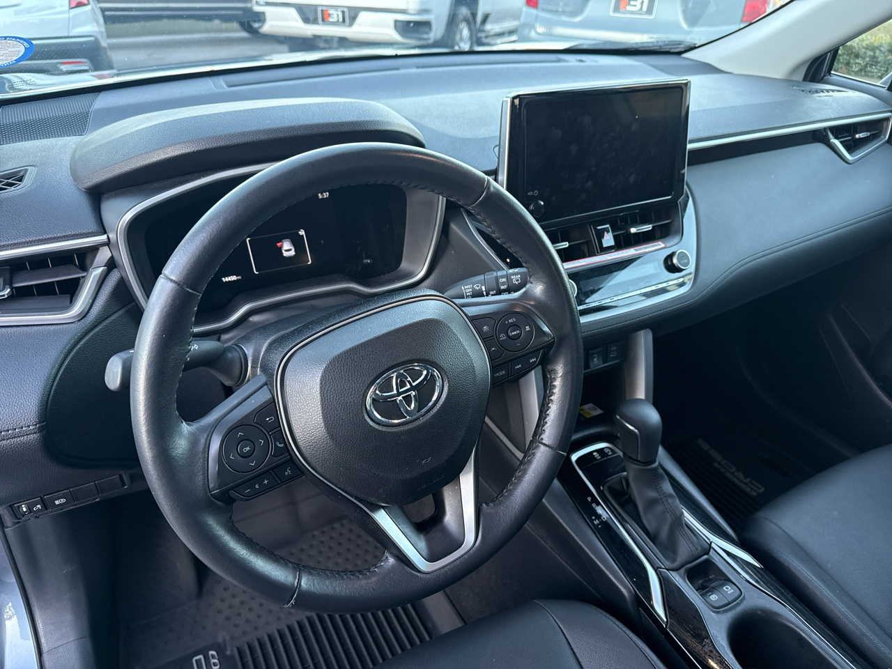 Toyota Corolla Cross XLE 2WD (Natl) 2023