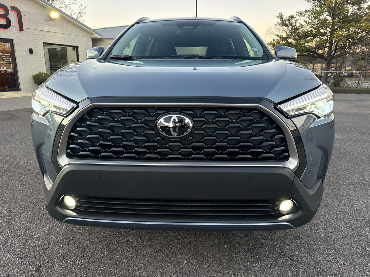 Toyota Corolla Cross XLE 2WD (Natl) 2023