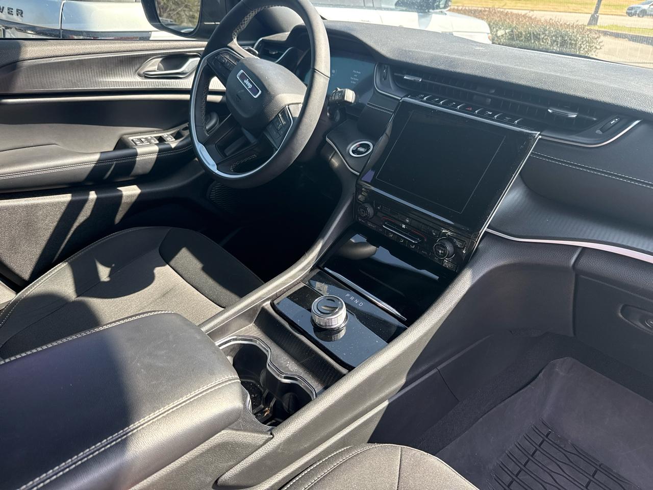 Jeep Grand Cherokee Laredo X 4x4 2025