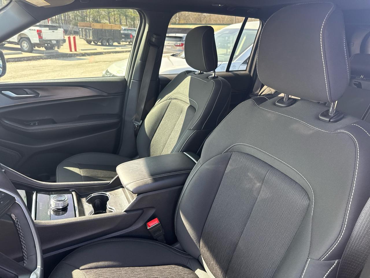 Jeep Grand Cherokee Laredo X 4x4 2025