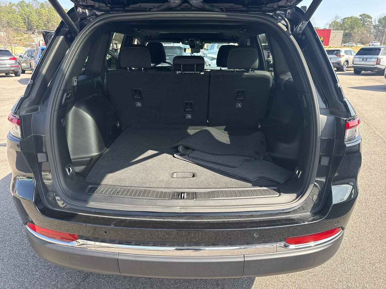 Jeep Grand Cherokee Laredo X 4x4 2025