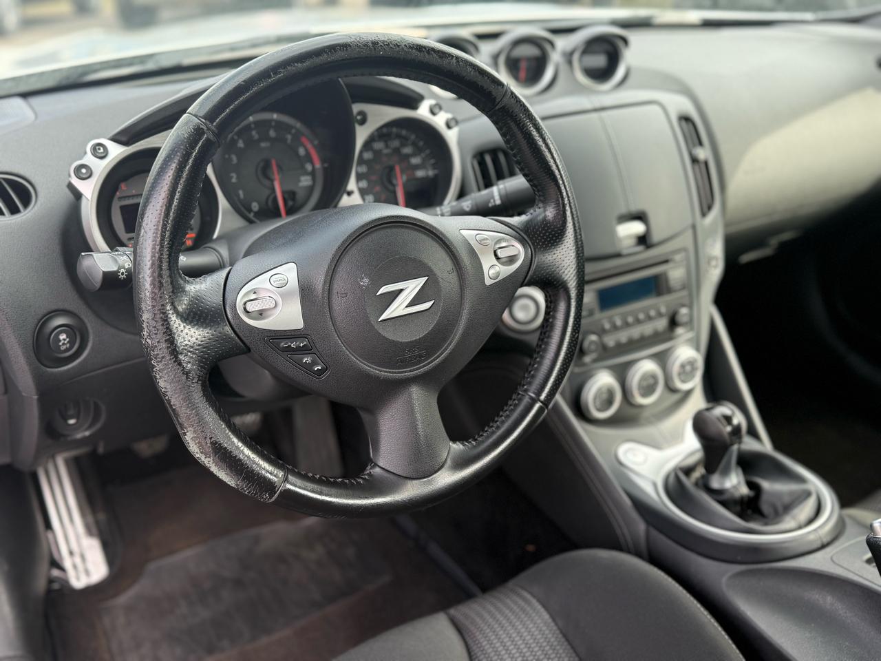 Nissan 370Z 2dr Cpe Manual Sport 2016