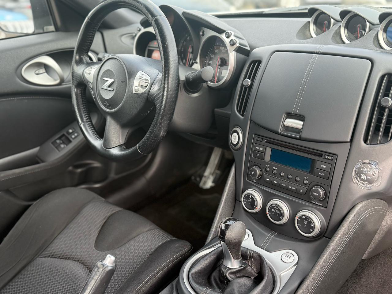 Nissan 370Z 2dr Cpe Manual Sport 2016