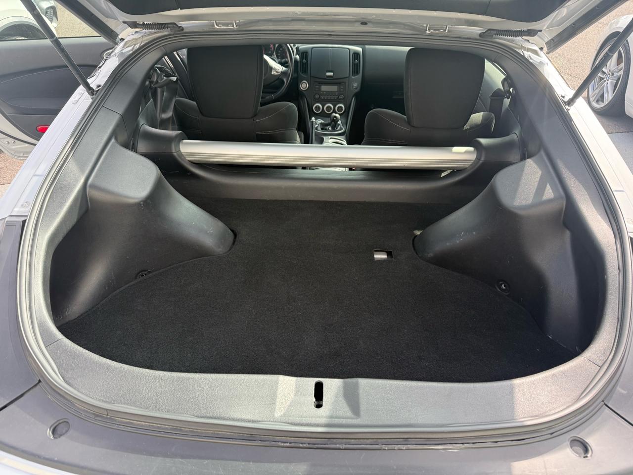 Nissan 370Z 2dr Cpe Manual Sport 2016