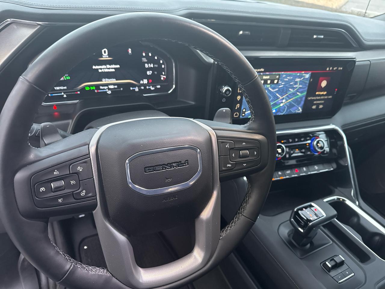 GMC Sierra 1500 4WD Crew Cab 147" Denali 2025