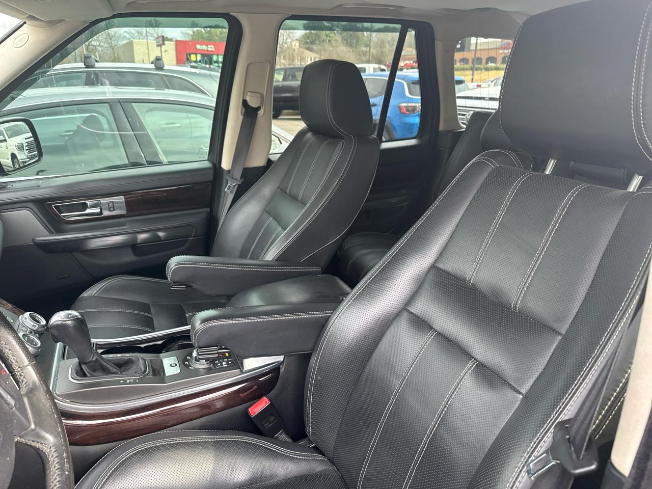 Land Rover Range Rover Sport 4WD 4dr HSE LUX 2011