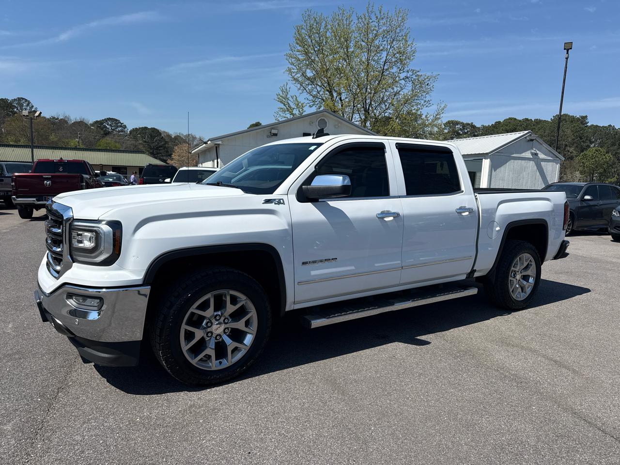 GMC Sierra 1500 SLT Crew Cab 4WD SWB 2018