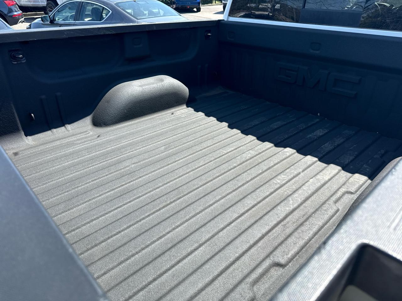 GMC Sierra 1500 SLT Crew Cab 4WD SWB 2018