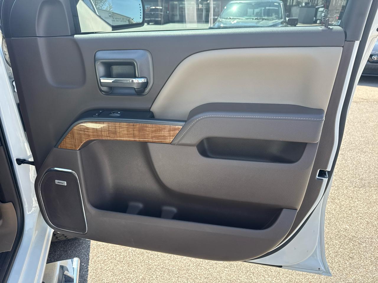 GMC Sierra 1500 SLT Crew Cab 4WD SWB 2018