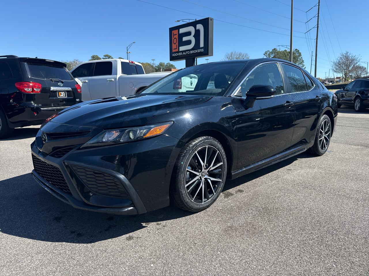 2024 Toyota Camry SE Auto (Natl)