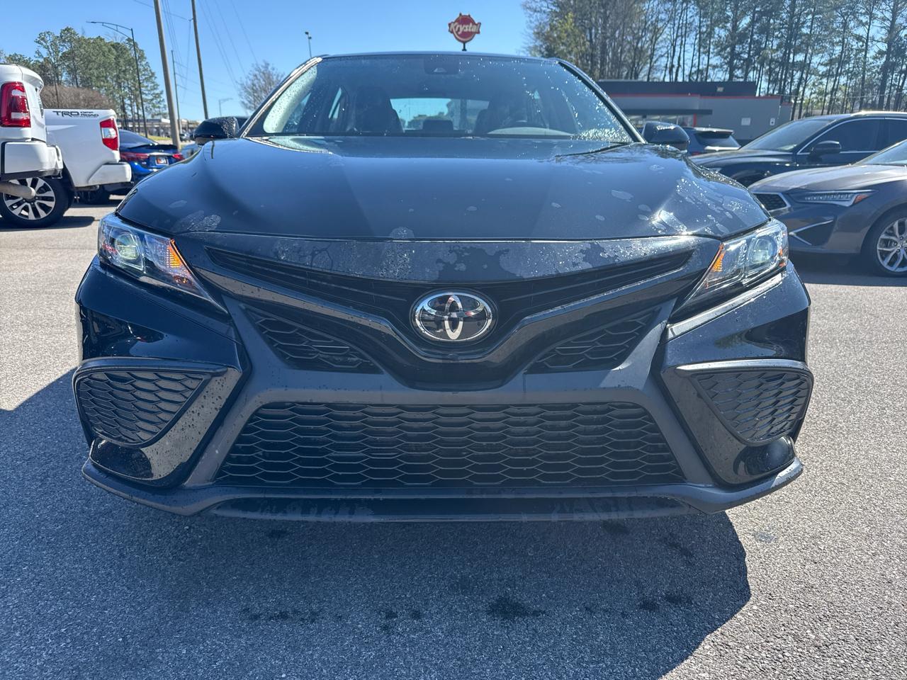 Toyota Camry SE Auto (Natl) 2024