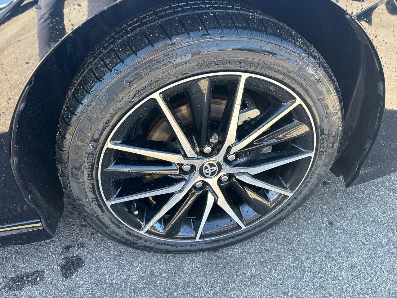 Toyota Camry SE Auto (Natl) 2024