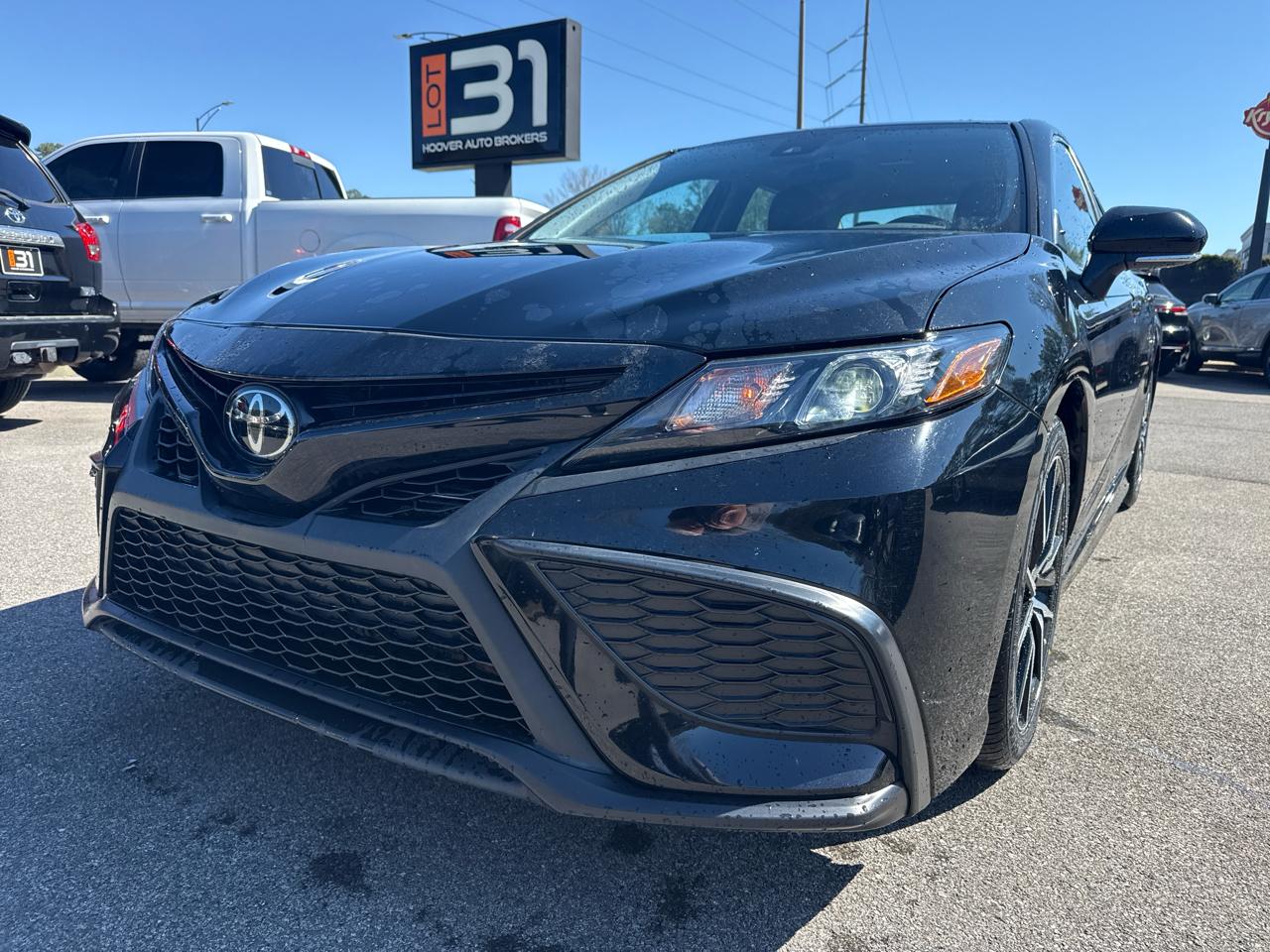 Toyota Camry SE Auto (Natl) 2024
