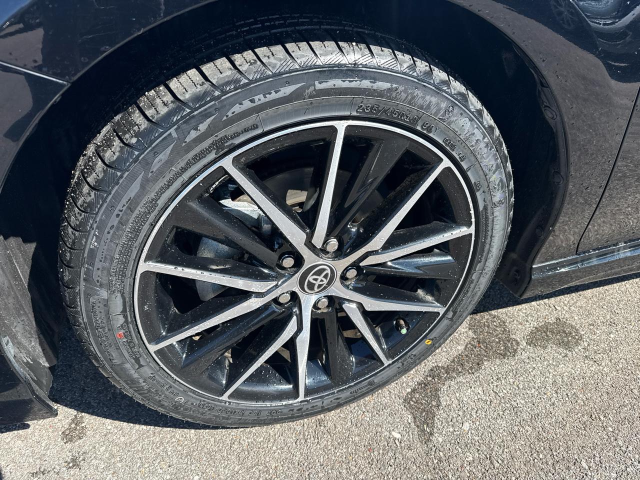 Toyota Camry SE Auto (Natl) 2024