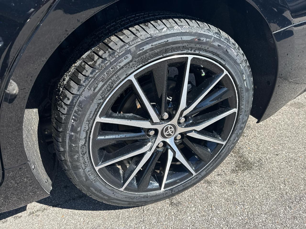 Toyota Camry SE Auto (Natl) 2024