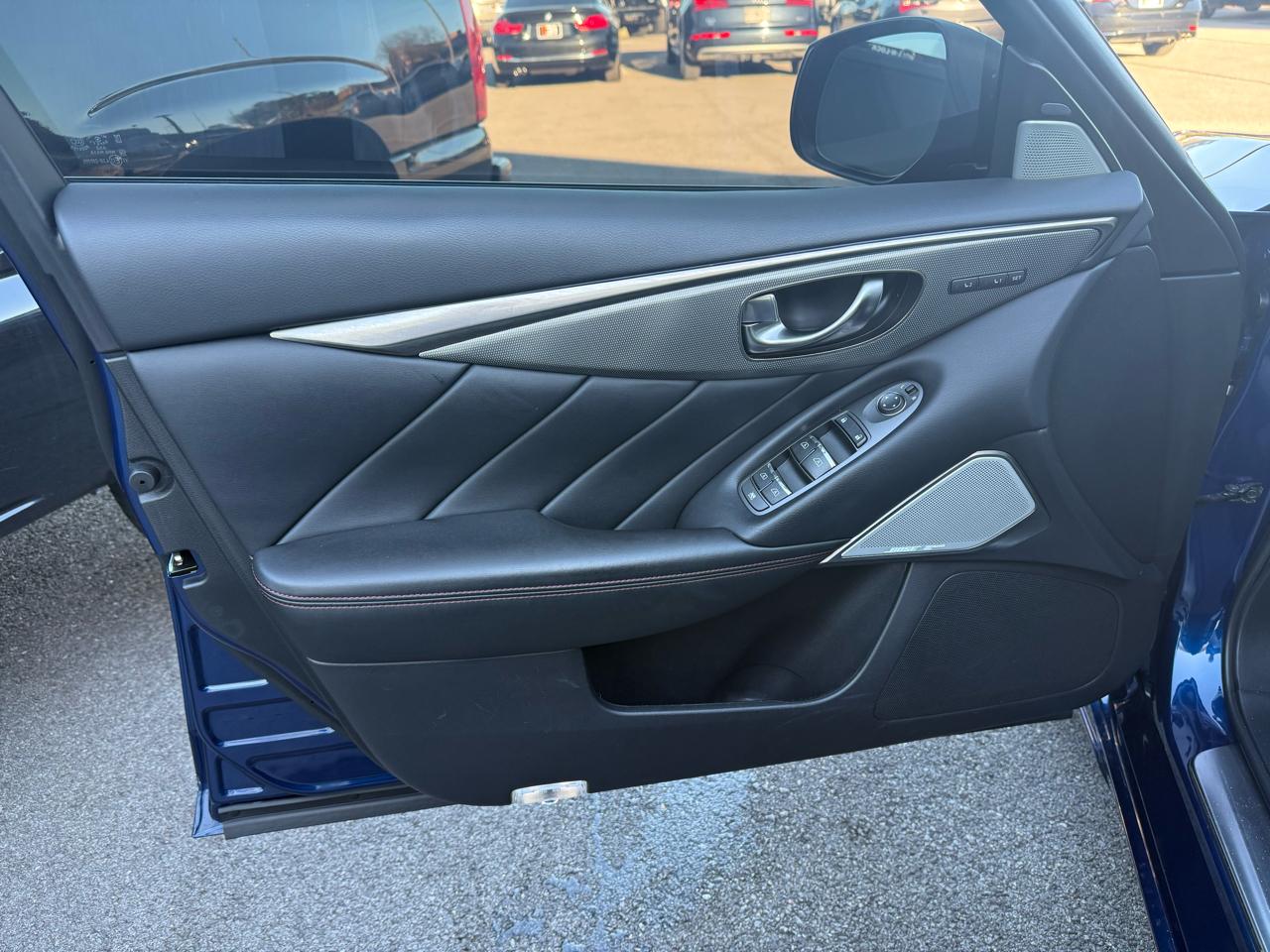 Infiniti Q50 Red Sport 400 AWD 2020
