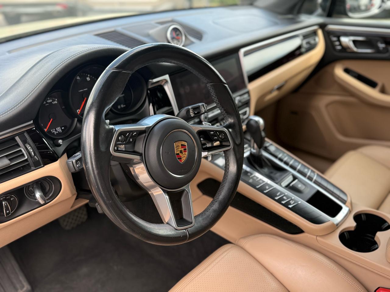 Porsche Macan AWD 2021