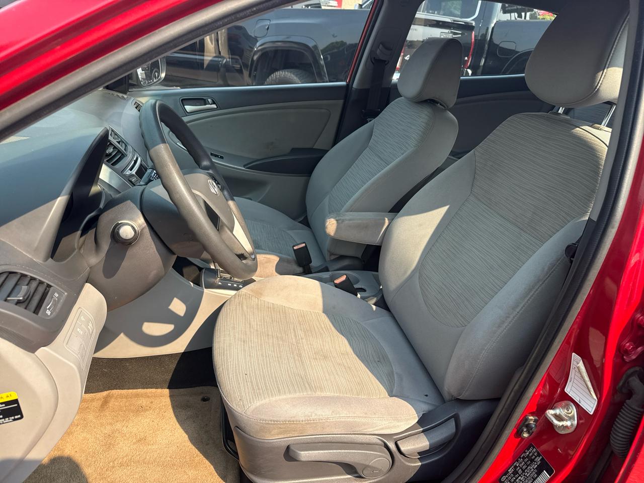 Hyundai Accent 5dr HB Auto SE 2016