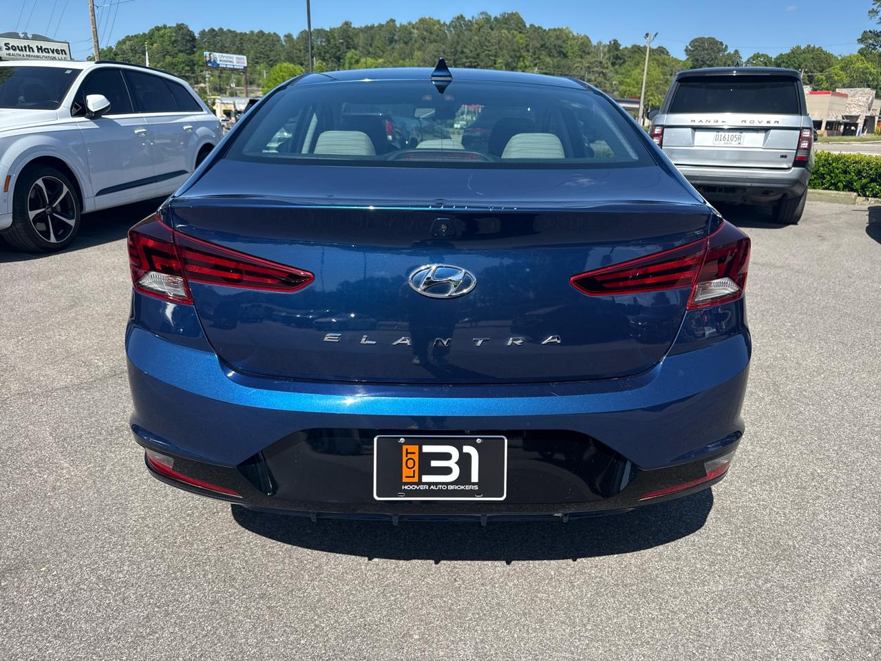 Hyundai Elantra SEL IVT 2020