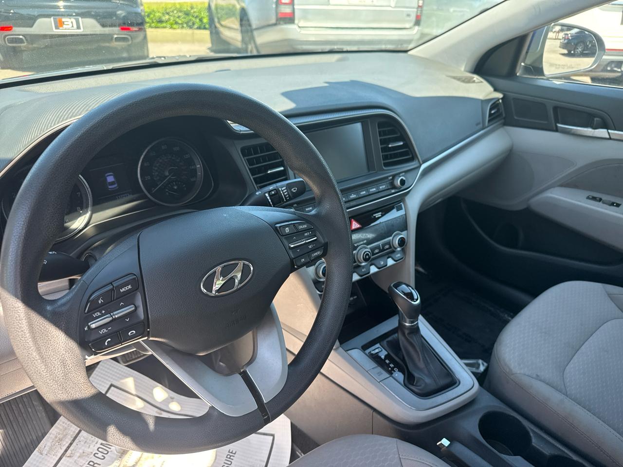 Hyundai Elantra SEL IVT 2020