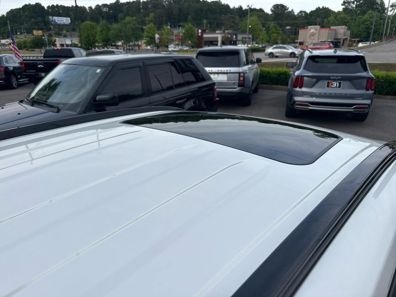 Toyota RAV4 XLE Premium FWD (Natl) 2021