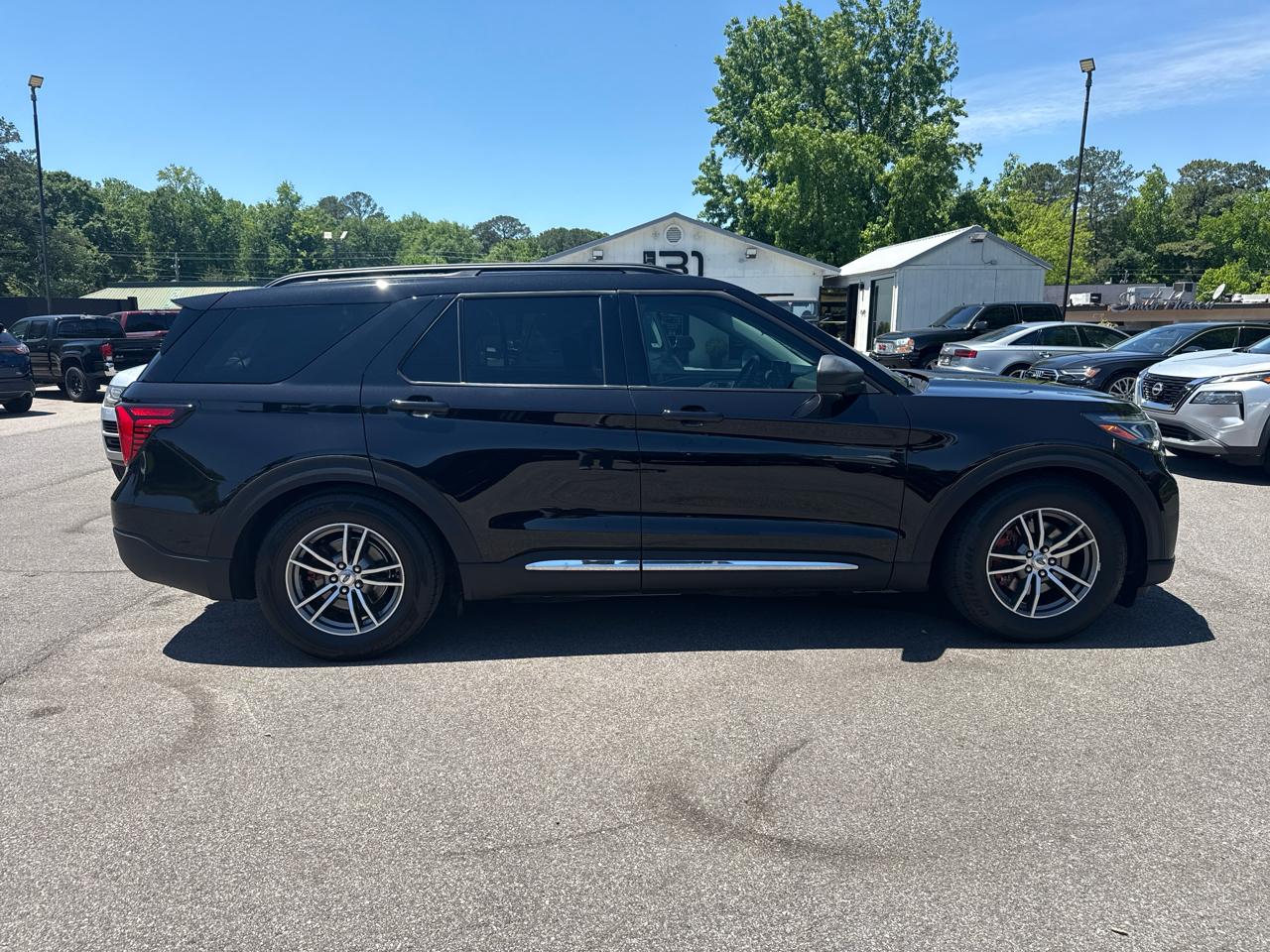 Ford Explorer Active RWD 2025