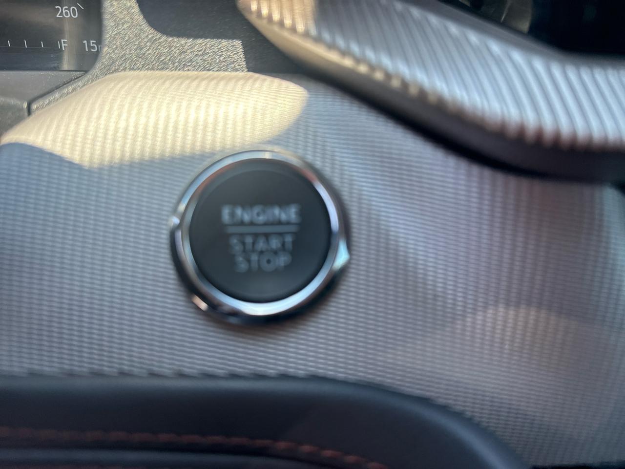 Ford Explorer Active RWD 2025