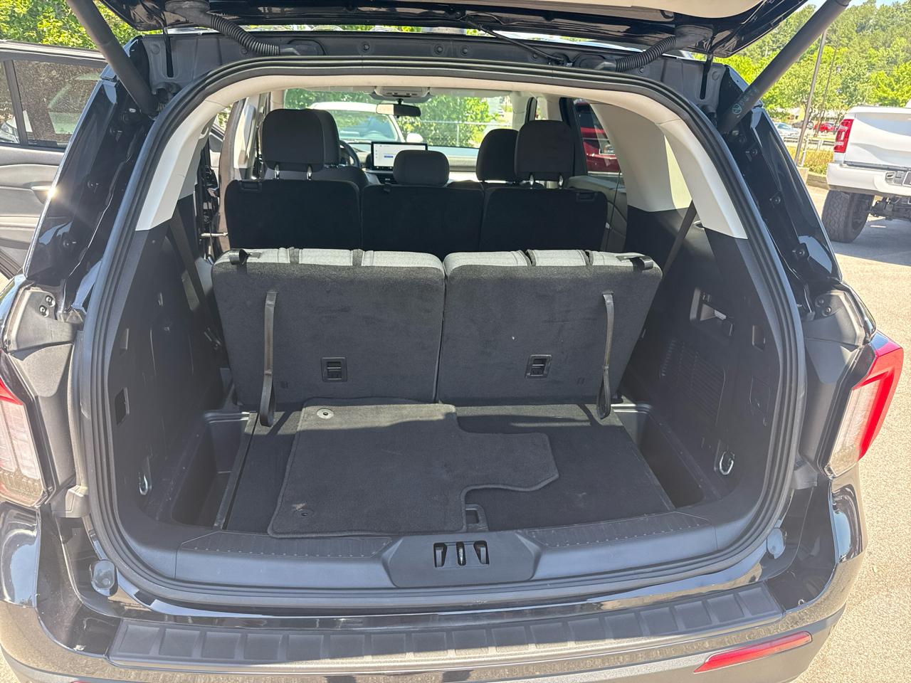 Ford Explorer Active RWD 2025