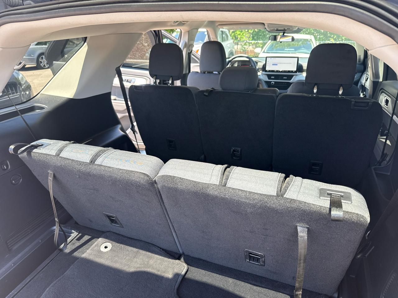 Ford Explorer Active RWD 2025