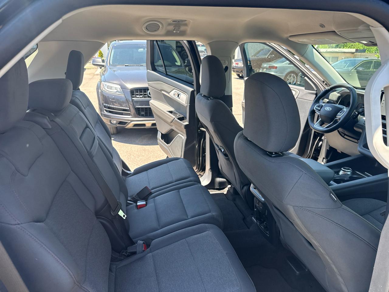 Ford Explorer Active RWD 2025