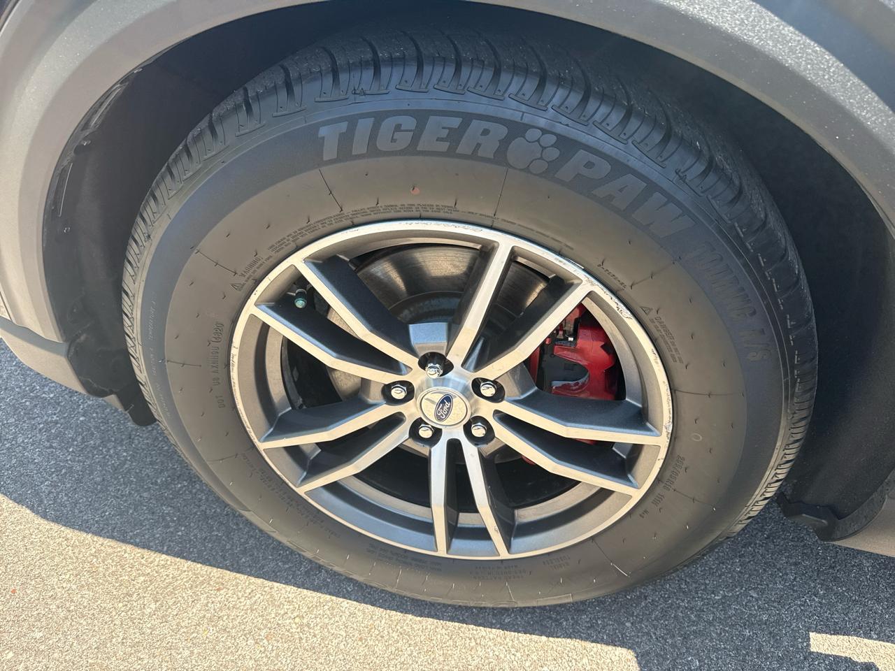 Ford Explorer Active RWD 2025