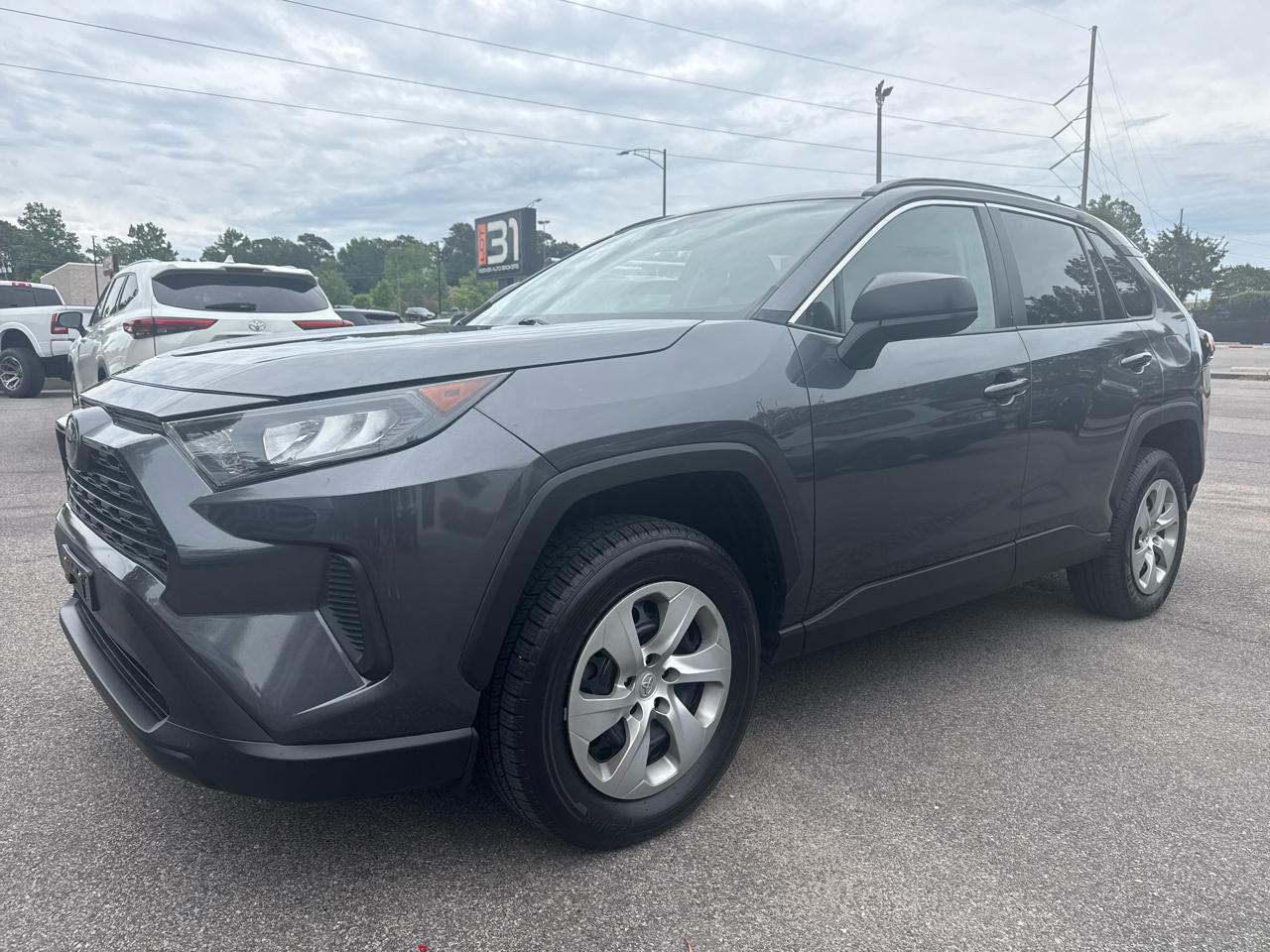 2021 Toyota RAV4 LE FWD (Natl)