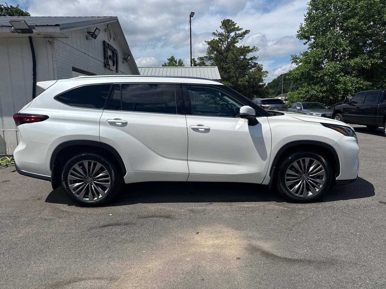 Toyota Highlander Platinum AWD (Natl) 2020