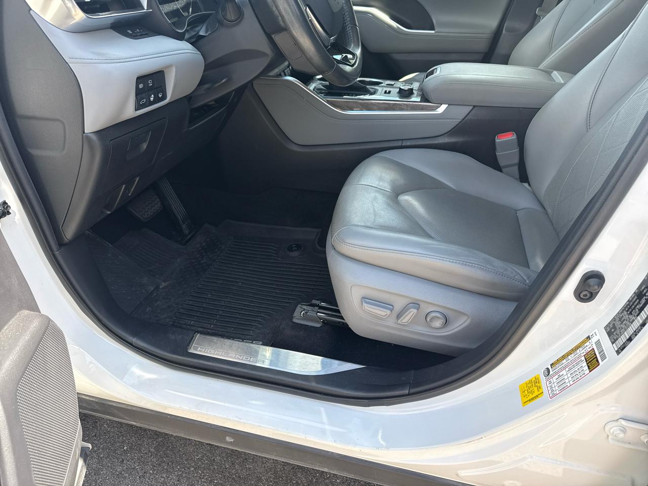 Toyota Highlander Platinum AWD (Natl) 2020